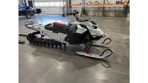 2023 Ski Doo SUMMIT X 850 165 E TEC Snowmobile for Sale (3)