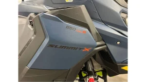 2025 Ski Doo SUMMIT X with Expert Package 154 850 Turbo Snowmobile for Sale (4)