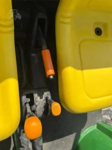 2008 John Deere Gator XUV 850D 4WD Diesel Utility Cart For Sale (3)