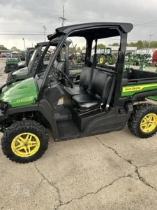 2023 John Deere Gator XUV 835M 4WD Diesel Utility Cart Pre Owned For Sale18 (7)