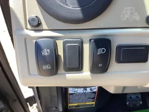 2023 John Deere Gator XUV 835R 4WD Utility Cart40 (6)