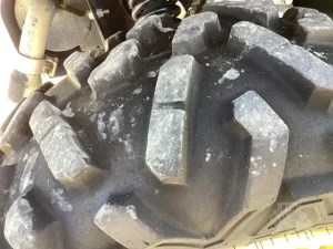 2023 John Deere Gator XUV 835R 4WD Utility Cart40 (9)