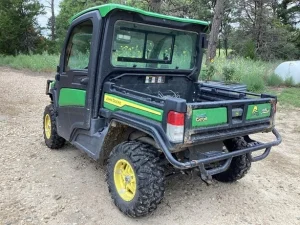 2024 John Deere Gator XUV 835R Signature Edition 4WD Utility Cart (7)