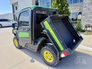 2024 John Deere Gator XUV 835R Signature Edition 4WD Utility Cart Pre Owned For Sale (4)