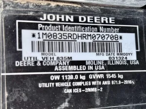 2024 John Deere Gator XUV 835R Signature Edition 4WD Utility Cart Pre Owned For Sale (9)