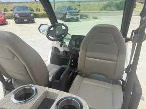 2025 CLUB CAR Cru 6 Passenger LSV White for Sale (10)