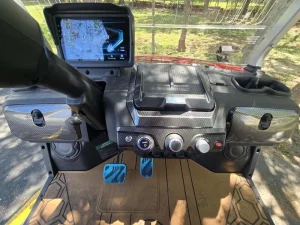 2025 EVolution D Max GT4 — Premium 2 Passenger Electric Golf Cart For Sale12 (6)