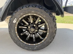 2026 CLUB CAR Onward 6 Gas EFI Metallic White for Sale (2)