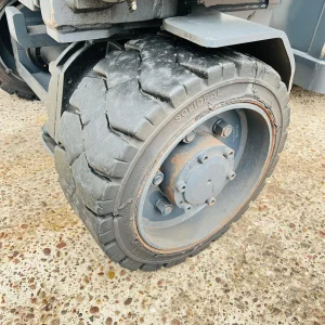 AisleMaster 30Whe Articulated Forklift For Sale (17)