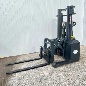 Combilift WR Electric Forklift Pantograph Carriage 3200mm Lift Height For Sale (7)