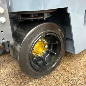 Multi Directional Counterbalanced New Lithium Greenpower 1MQK30 For Sale (1)