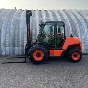 New AUSA C251H 4×4 Rough Terrain Forklift For Sale (2)
