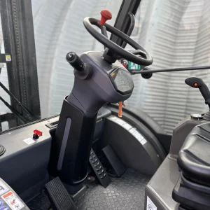 New AUSA C251H 4×4 Rough Terrain Forklift For Sale17 (14)