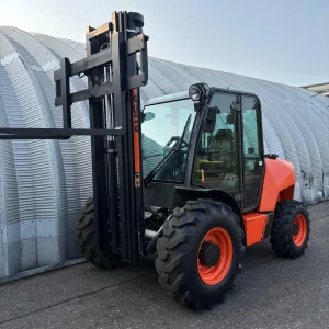 New AUSA C251H 4×4 Rough Terrain Forklift For Sale17 (19)