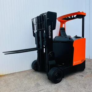 TOYOTA RRE160 IndoorOutdoor Reach Forklift for Sale (10)